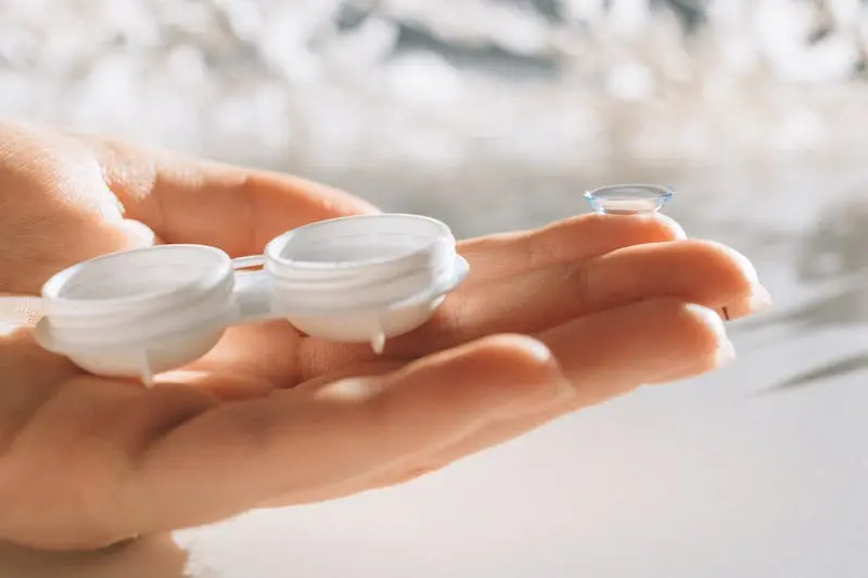 Your First Contact Lenses: A Step-by-Step Guide for Beginners